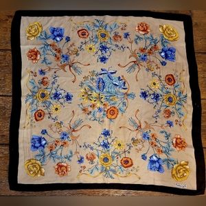 Sunkyung Sa Scarf square floral print